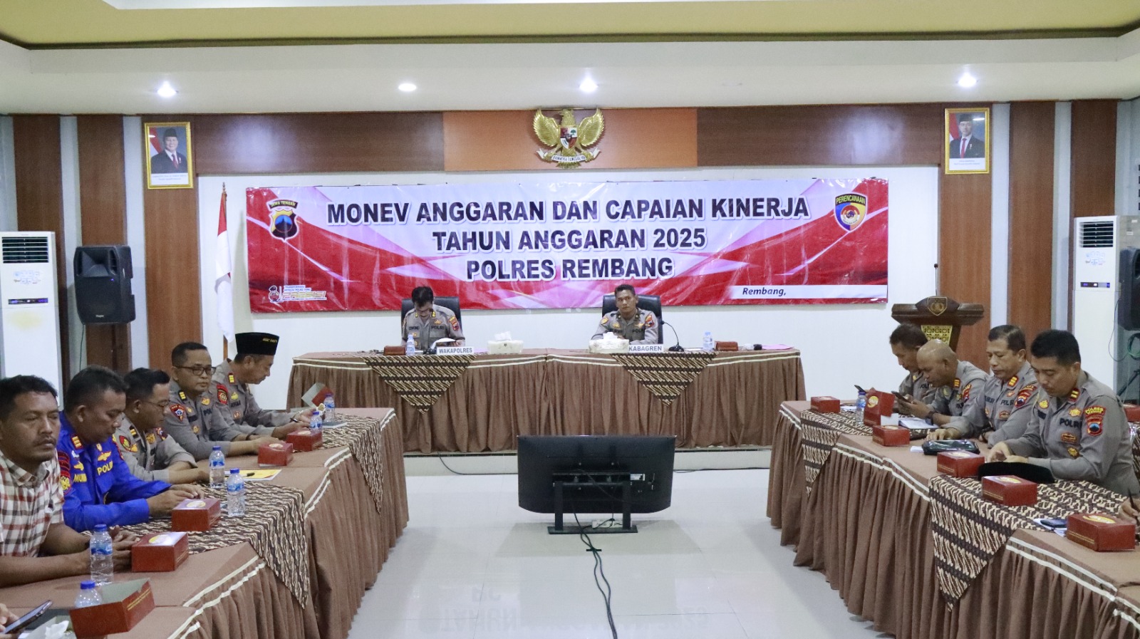 Polres Rembang Gelar Monev Anggaran & Capaian Kinerja TA. 2025