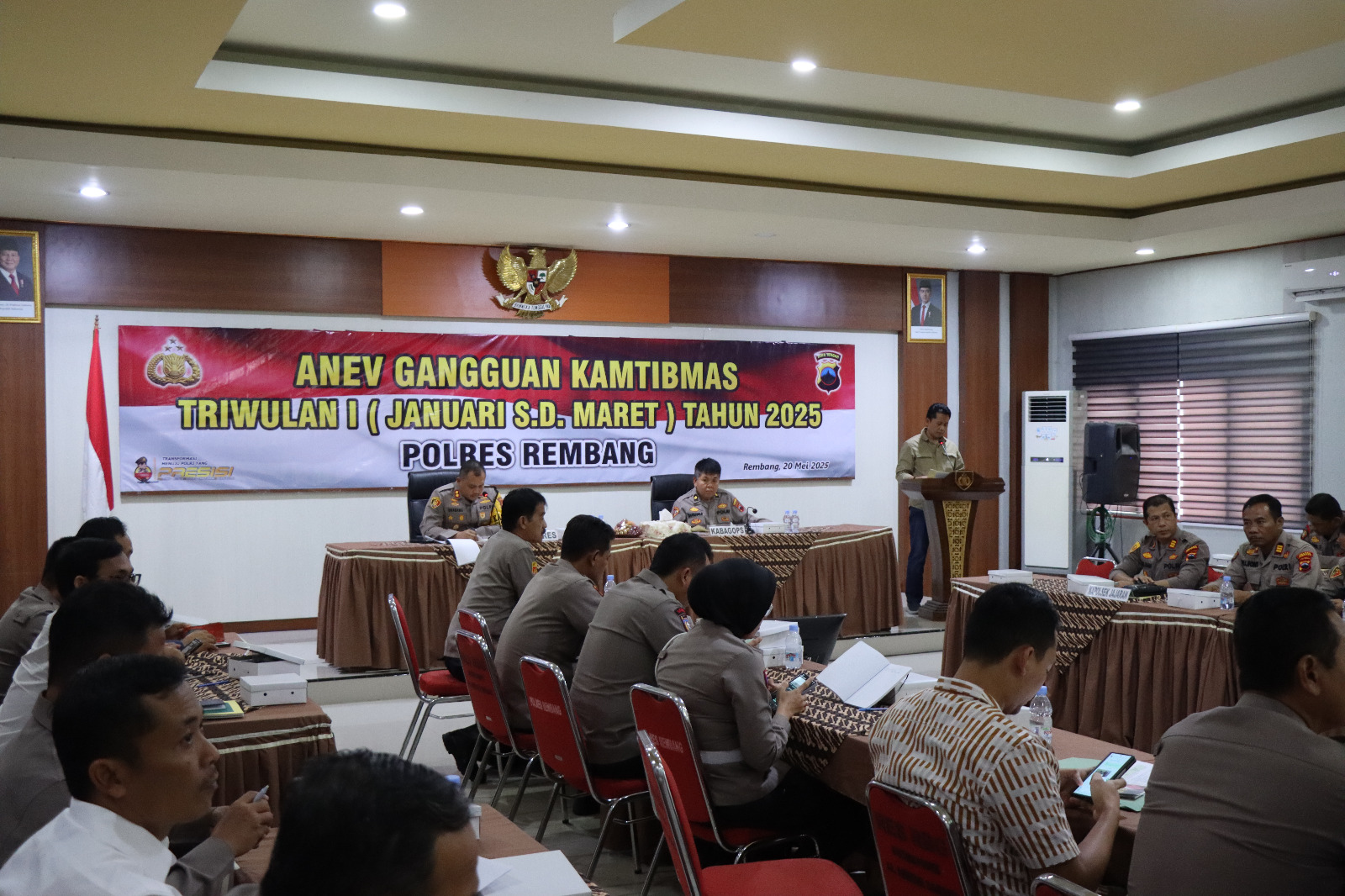 Pimpin Anev GO Triwulan I 2025, Kapolres Rembang Tekankan Kedepankan Tindakan Humanis & Jaga Kepercayaan Publik Terhadap Polri