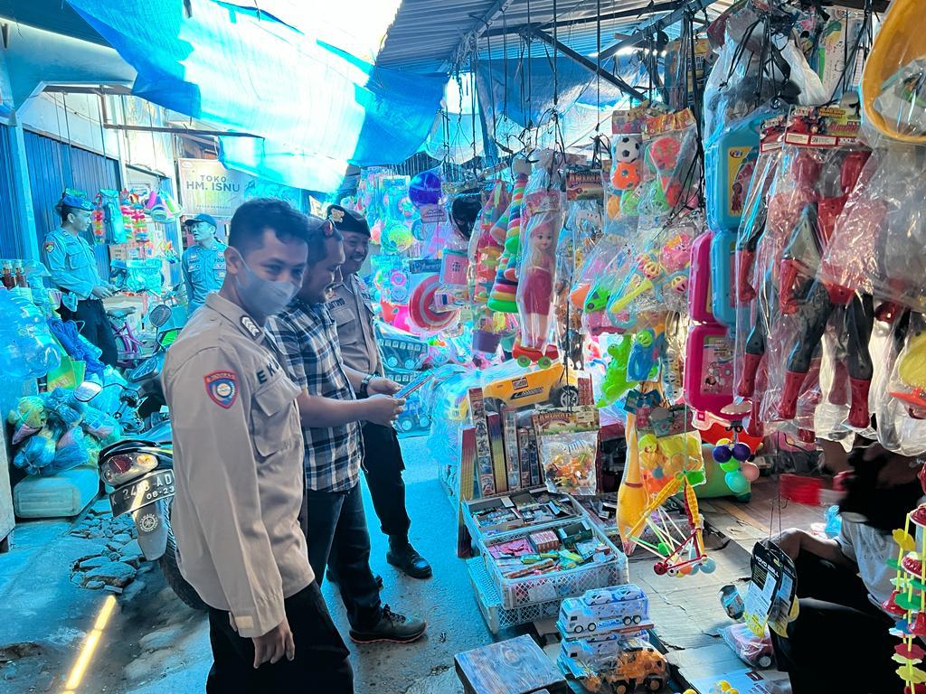 Terus Laksanakan Blusukan Ke Pasar, Satgas Binmas Tekan Aksi Premanisme