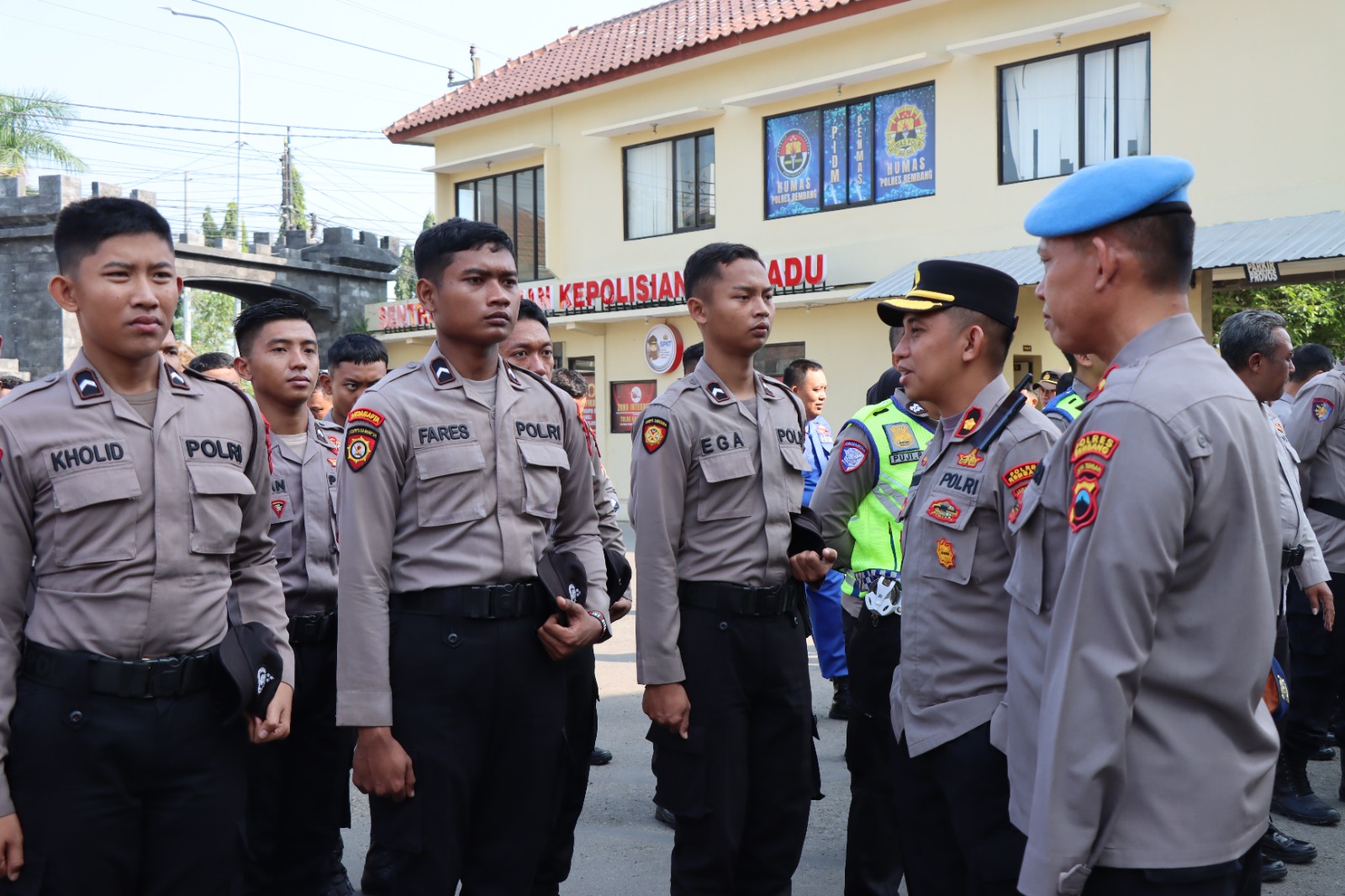 Tegakan Disiplin Anggota, Si Propam Polres Rembang Gelar Gaktiblin Usai Apel Pagi
