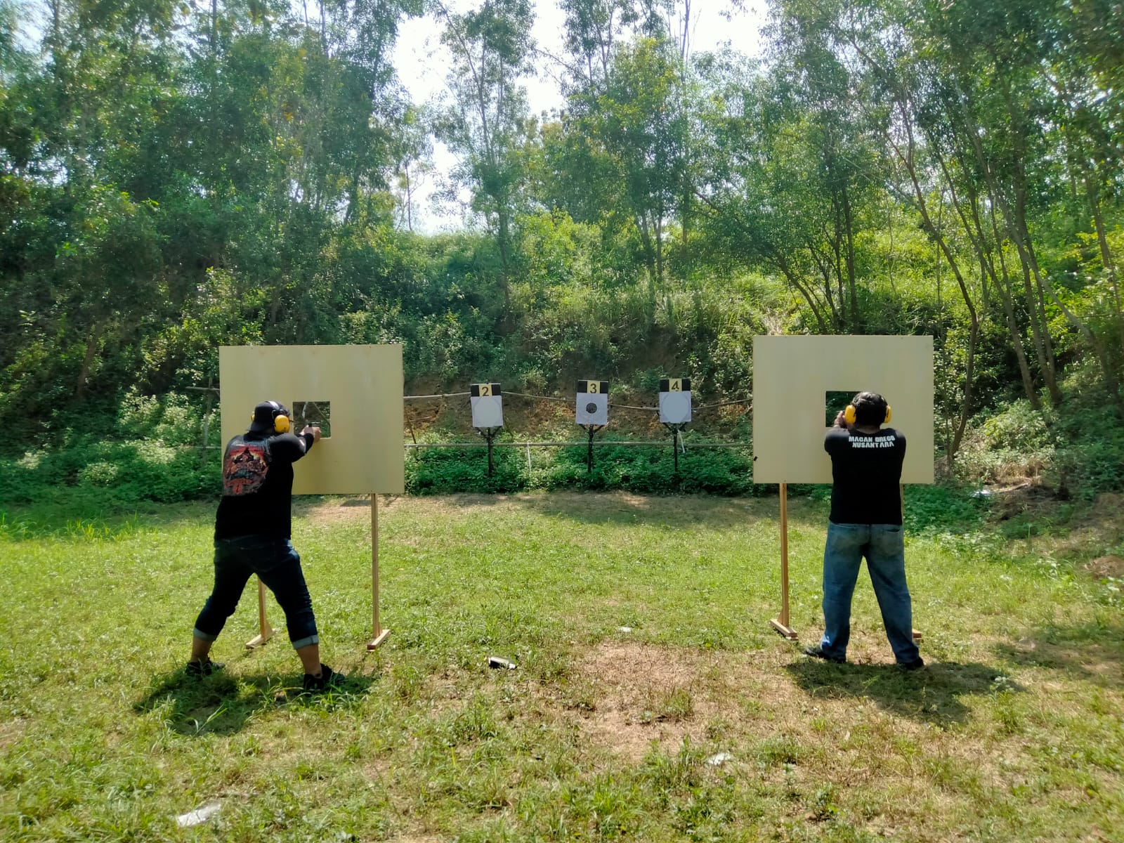 Resmob Polres Rembang Gelar Latihan Menembak Reaksi Cepat Tingkatkan Kemampuan Personel
