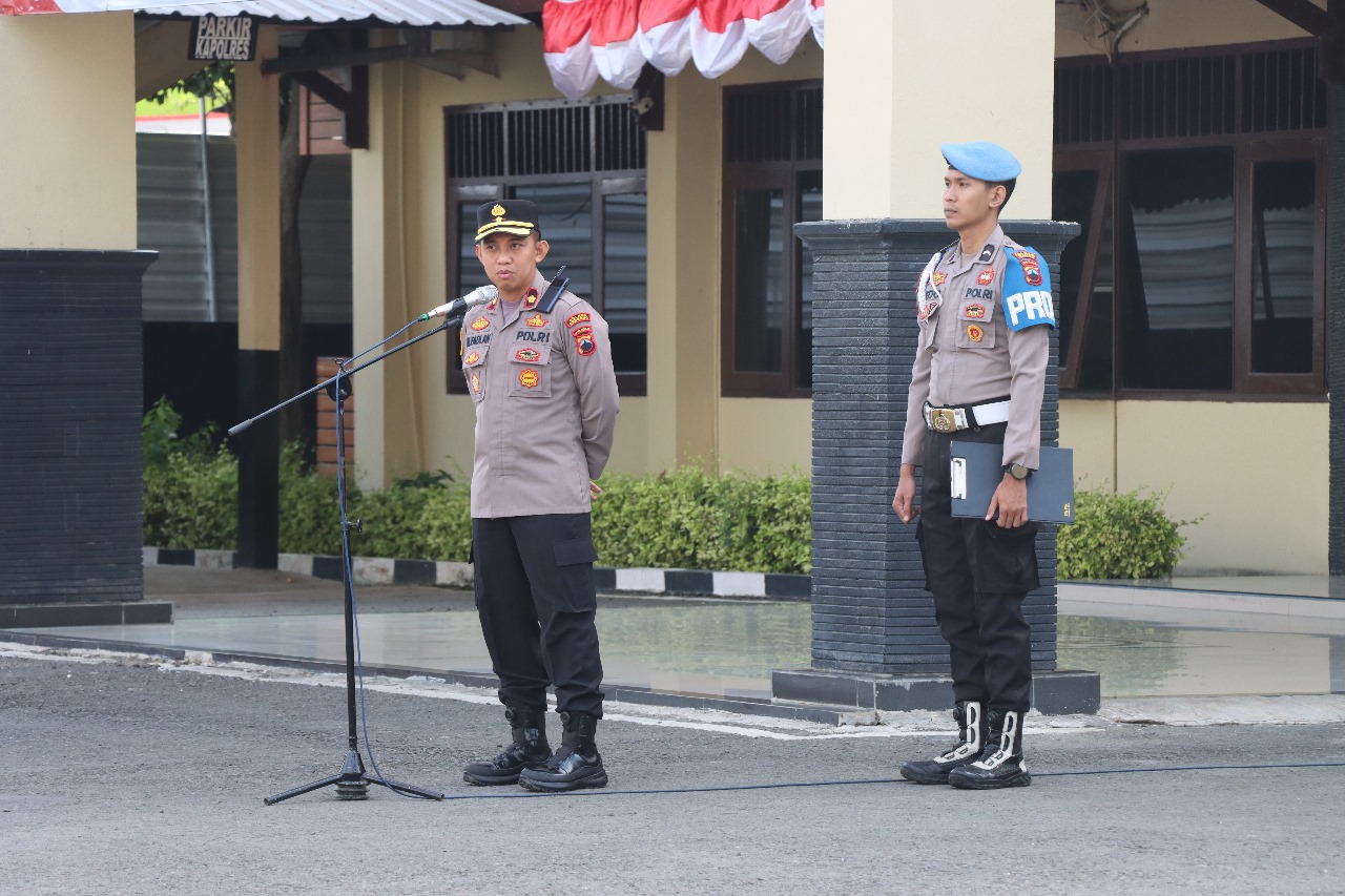 Apel Pagi Jam Pimpinan, Wakapolres Rembang Sampaikan Penekanan kepada Personel